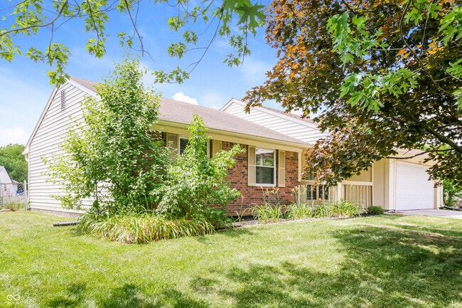 6456 Apollo Way in Indianapolis, IN - Building Photo - Building Photo