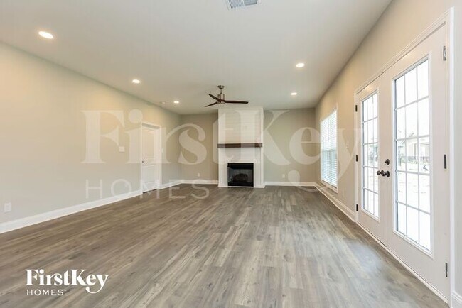 524 Dexter Dr in Clarksville, TN - Building Photo - Building Photo