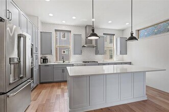 2762 Yellow Jasmine Ln in Dallas, TX - Building Photo - Building Photo