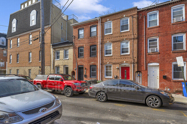 property at 106 S Regester St