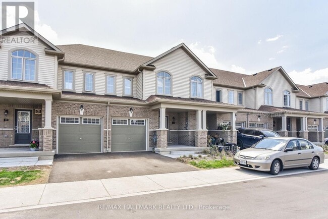 740 Linden Dr in Cambridge, ON - Building Photo - Building Photo