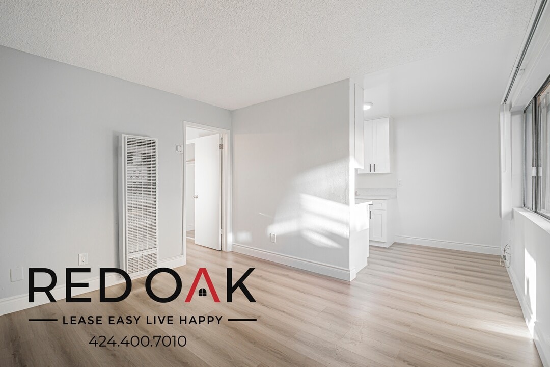 7119 E Gage Ave in City Of Commerce, CA - Foto de edificio