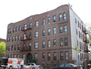 2818 Foster Ave in Brooklyn, NY - Foto de edificio - Building Photo