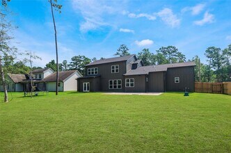 32507 Westwood Square W Dr in Magnolia, TX - Building Photo - Building Photo