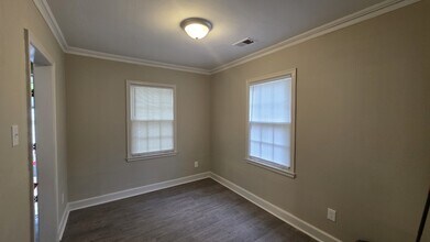 3811 Vernon Ave in Memphis, TN - Building Photo - Building Photo