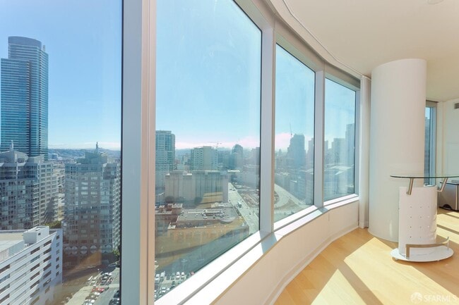 301 Main St in San Francisco, CA - Building Photo - Building Photo