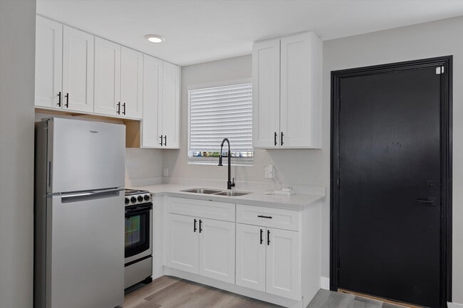 Downtown Apartments in Las Vegas, NV - Foto de edificio - Building Photo