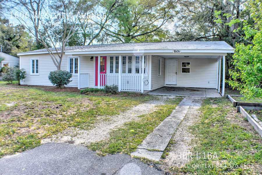 1606 Westview Ave in Beaufort, SC - Building Photo