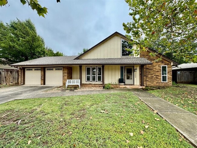 3604 Jim Robison Dr in Edmond, OK - Building Photo - Building Photo