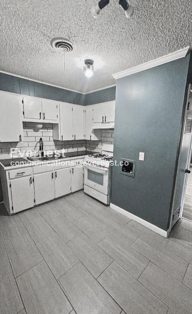 4922 E Willow St, Unit a in North Little Rock, AR - Building Photo - Building Photo