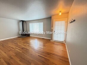 708 Highland St in Carson City, NV - Building Photo - Building Photo