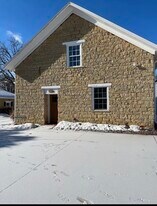 237 Fremont Ave in Dubuque, IA - Building Photo