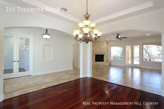 315 Tulorosa Ridge in Helotes, TX - Building Photo - Building Photo