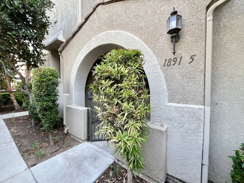 1891 Fargo Ln in Chula Vista, CA - Building Photo