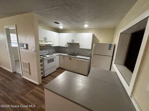 100 Prince Ave in Melbourne, FL - Building Photo - Building Photo