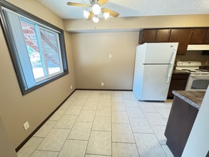 1822 Knox St in Lincoln, NE - Building Photo - Building Photo