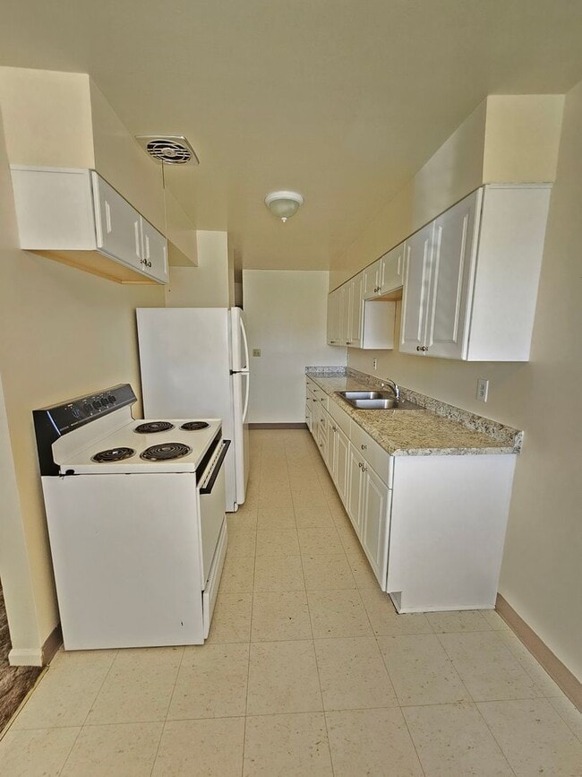 819 Cannon Ln in Moses Lake, WA - Building Photo - Building Photo