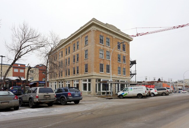 Hotel Grand in Edmonton, AB - Building Photo - Building Photo