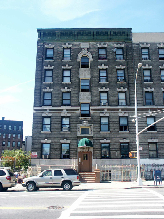 787 Prospect Ave in Bronx, NY - Building Photo