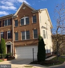8520 Pamela Way in Laurel, MD - Building Photo - Building Photo