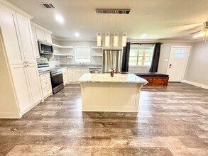 3021 McDonald Rd in Tyler, TX - Building Photo - Building Photo
