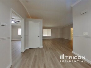 810 Yosemite Way in Suisun City, CA - Building Photo - Building Photo