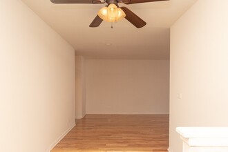 535 W Aldine Ave in Chicago, IL - Building Photo - Building Photo