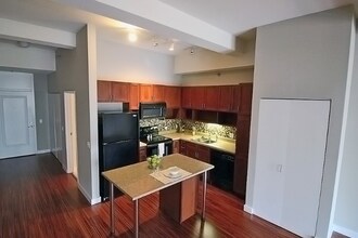 47 E Lake St in Chicago, IL - Building Photo - Building Photo