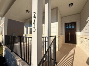 2713 Brushwood Mdw in Leander, TX - Building Photo - Building Photo