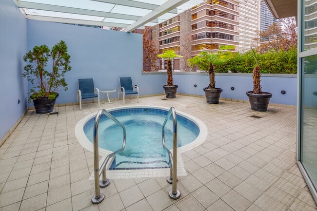 Bayview at Coal Harbour in Vancouver, BC - Building Photo - Building Photo