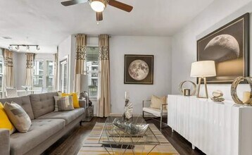 13328 Westheimer Rd in Houston, TX - Building Photo - Building Photo