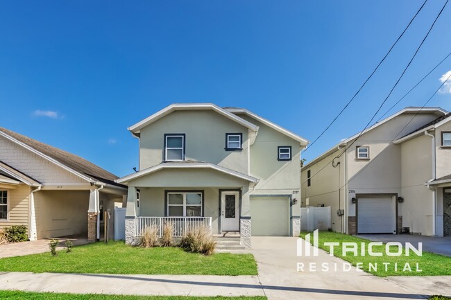 property at 2717 W Spruce St