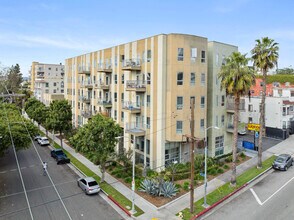 Bixel at Fifth in Los Angeles, CA - Building Photo - Building Photo