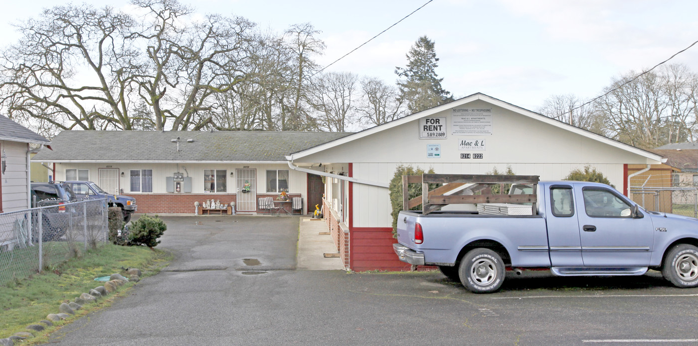 8212 Orchard St SW in Lakewood, WA - Building Photo