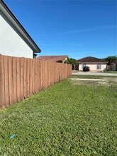 4903 SW 144th Ct in Miami, FL - Building Photo - Building Photo
