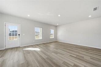 1503 Wild Fox Run in Lawrenceville, GA - Building Photo - Building Photo