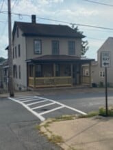 162-201 E Front St, Unit 201 in Danville, PA - Foto de edificio - Building Photo