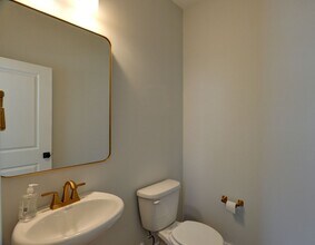 2027 Blue Bayou Blvd in Johns Island, SC - Foto de edificio - Building Photo