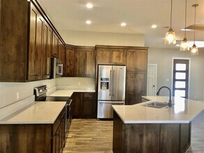 120 Dove Ln in Meadowlakes, TX - Building Photo - Building Photo