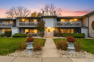 15700 86th Ave in Orland Park, IL - Building Photo