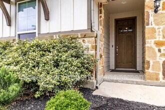 9040 Curling Post in Schertz, TX - Building Photo - Building Photo