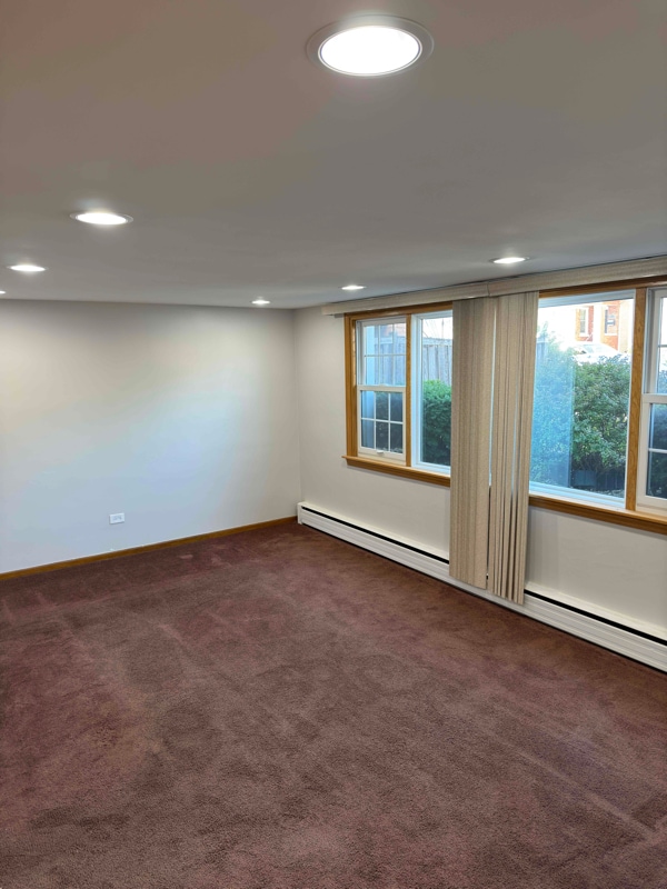 5807 W Addison St, Unit G in Chicago, IL - Building Photo - Building Photo