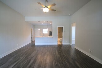 209 Stewart Bend Ct in Azle, TX - Building Photo - Building Photo