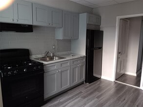 142 Smith St in Port Chester, NY - Building Photo - Building Photo