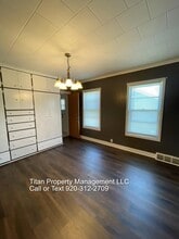 210 W Lincoln Ave in Oshkosh, WI - Building Photo - Building Photo