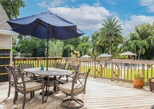 13500 SW 55th St in Southwest Ranches, FL - Foto de edificio - Building Photo