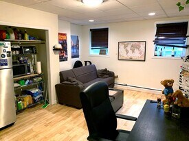 17 Aberdeen St, Unit D in Boston, MA - Building Photo