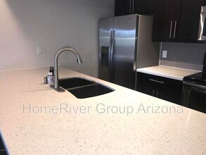 7777 E Main St in Scottsdale, AZ - Building Photo - Building Photo