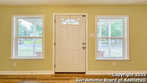 1310 S 4th St in Floresville, TX - Building Photo - Building Photo