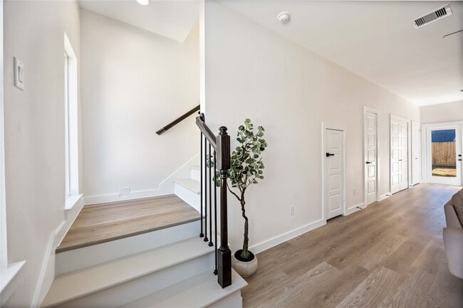 property at 5523 Haight St